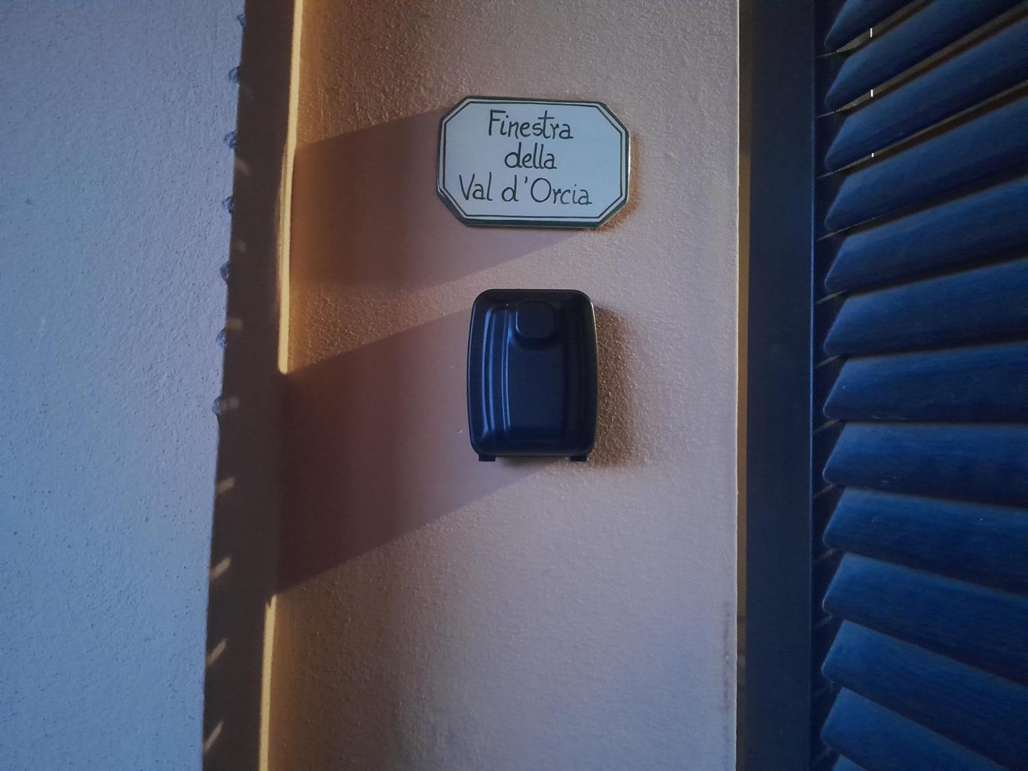 Finestra Della Val D'Orcia Apartment Contignano Exterior foto