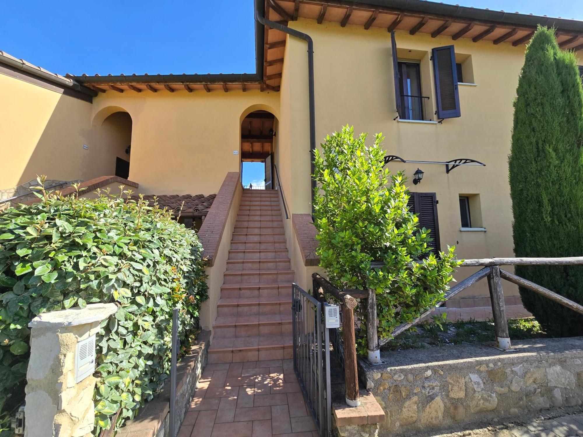 Finestra Della Val D'Orcia Apartment Contignano Exterior foto