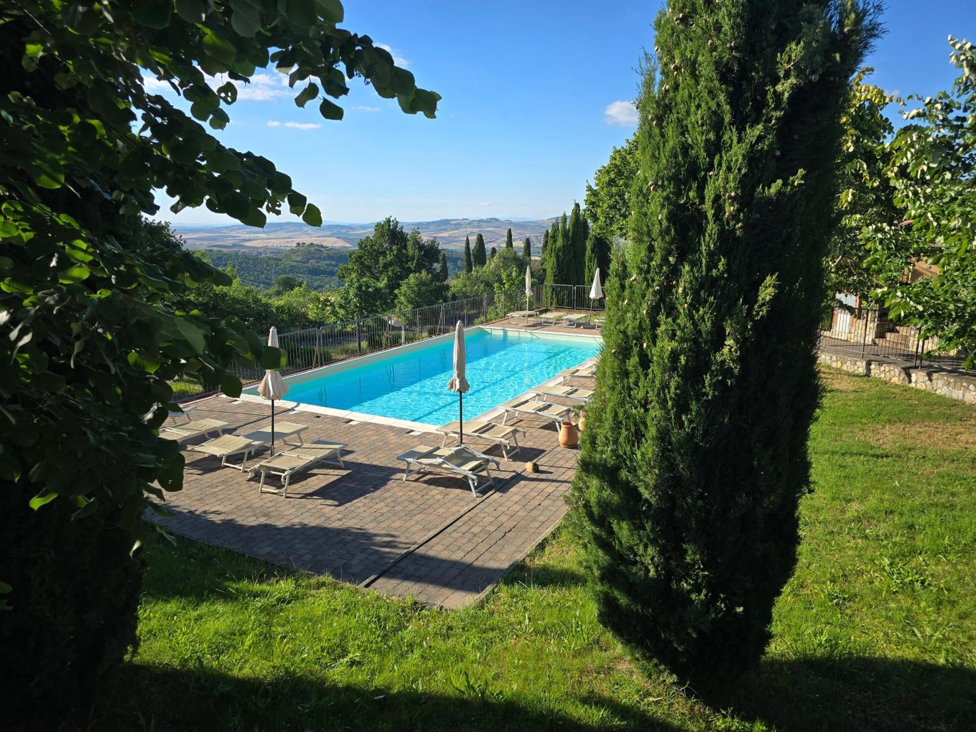 Finestra Della Val D'Orcia Apartment Contignano Exterior foto